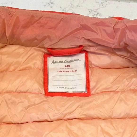 Hanna Andersson Kids Puffer Vest - Picture 9 of 9